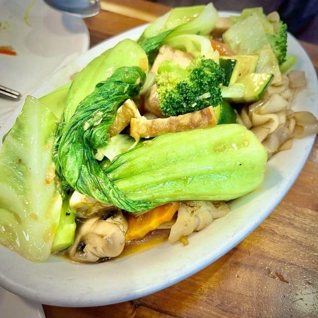 N21. Pan-Fried Vegetable Chow Fun.