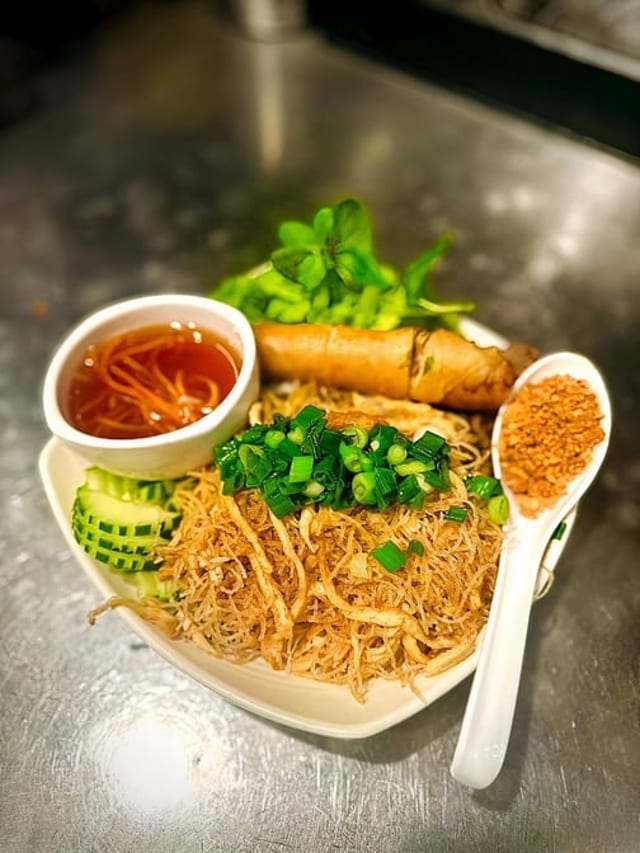 N23. Yum Yum Vermicelli.
